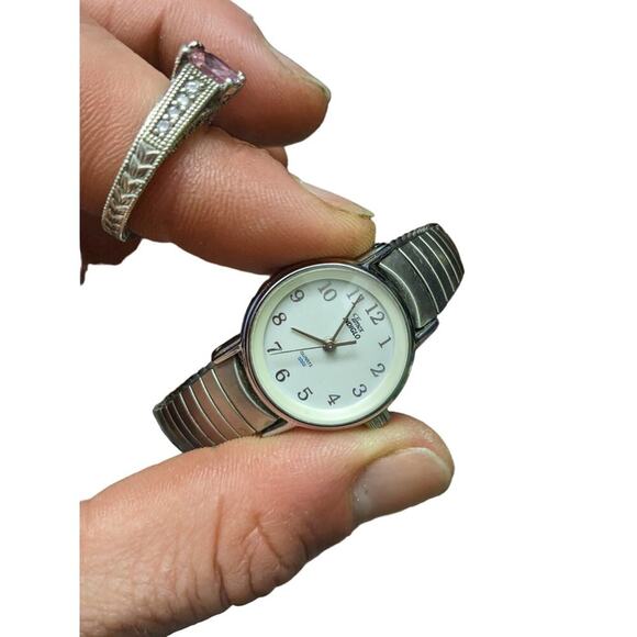 Vtg White Womens INDIGLO by TimeX - Silver Tone Stainless Steel, Baby Blue Light - Picture 3 of 5